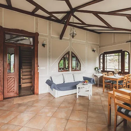 Weranda Z Widokiem Na Karkonosze