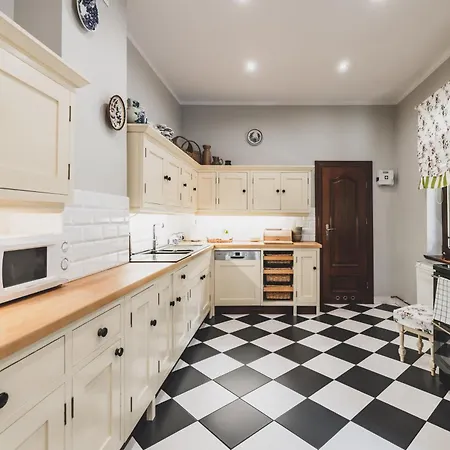 Frühstückspension Weranda Z Widokiem Na Karkonosze 3*